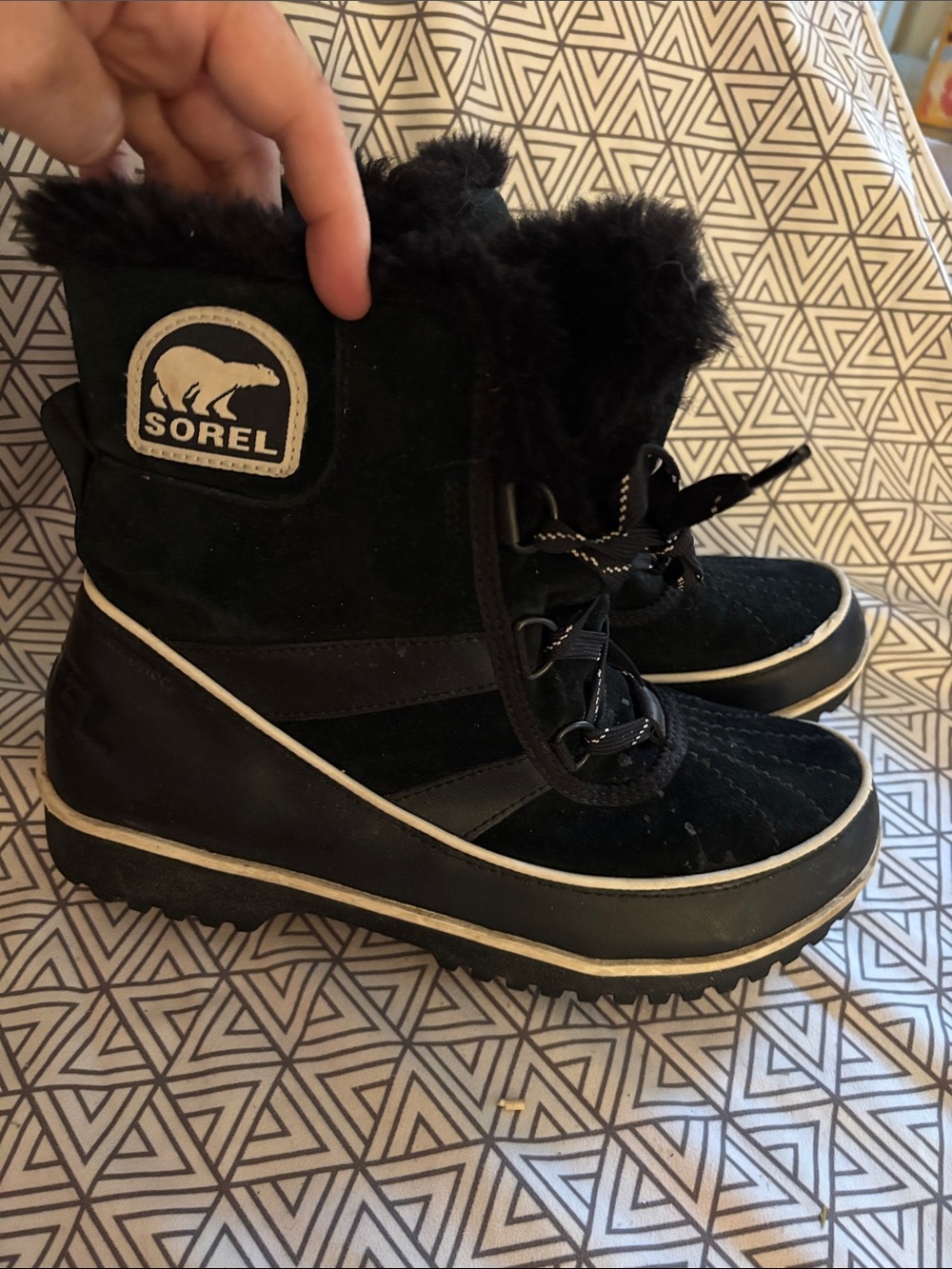 Sorel Black Women's Faux Fur Winter Lace-Up Boots
